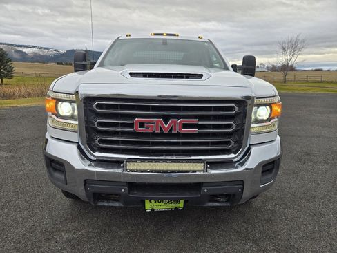Used 2019 GMC Sierra 3500 4x4 Crew Cab image 2
