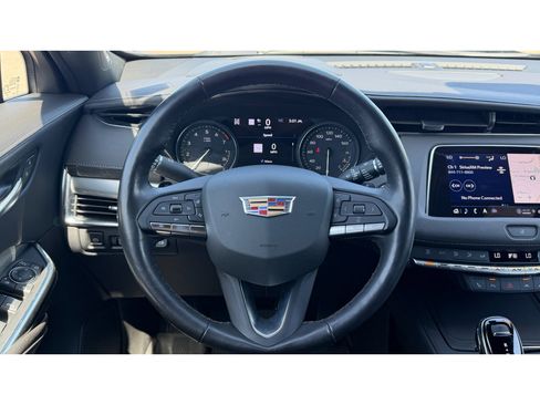 Used 2023 Cadillac XT4 Premium Luxury w/ Technology Package AWD/4WD image 16