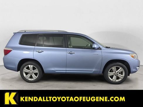 Used 2010 Toyota Highlander Limited AWD/4WD image 4