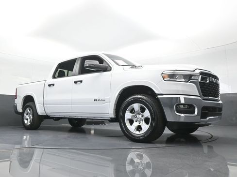 Used 2025 RAM 1500 Big Horn AWD/4WD image 58