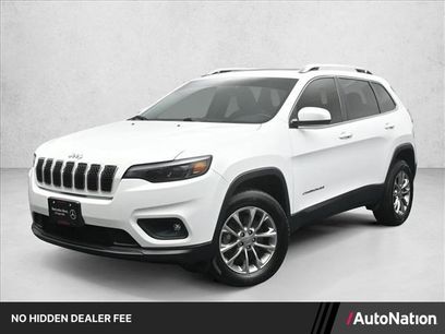 Used 2019 Jeep Cherokee Latitude Plus w/ Comfort/Convenience Group