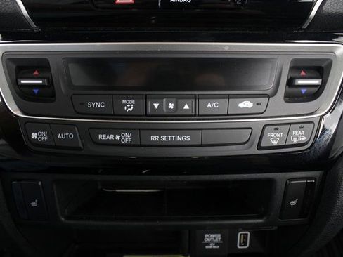 Used 2023 Honda Ridgeline Black Edition image 6