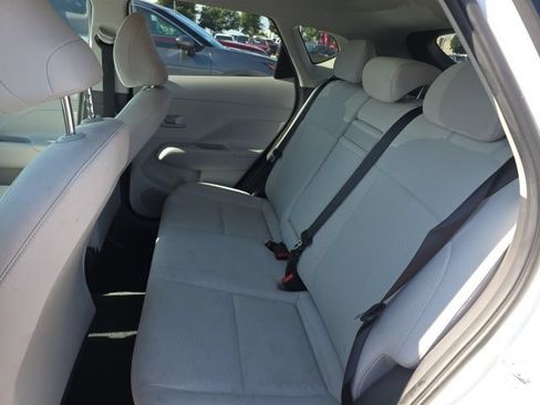 Used 2025 Hyundai Kona SEL FWD image 6