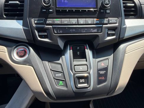 Used 2019 Honda Odyssey LX image 25