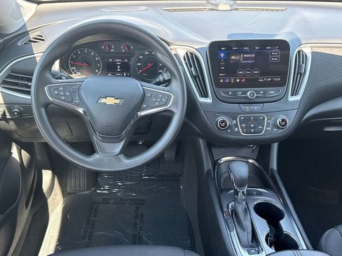 Used 2024 Chevrolet Malibu LT image 23