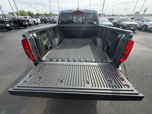 Used 2022 Chevrolet Colorado Z71 AWD/4WD image 28