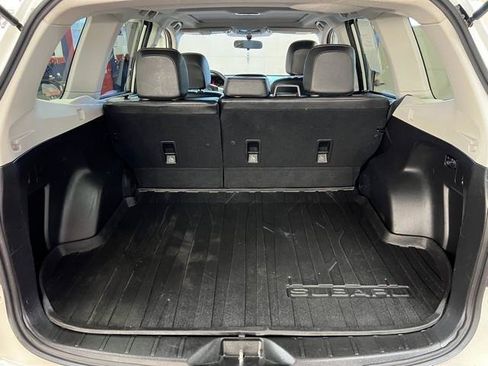 Used 2014 Subaru Forester 2.0XT Premium AWD/4WD image 9