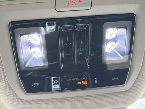 Used 2026 Volkswagen Atlas SEL Premium R-Line AWD/4WD image 36