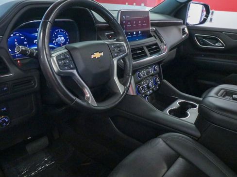 Used 2022 Chevrolet Tahoe LT w/ Luxury Package RWD image 13