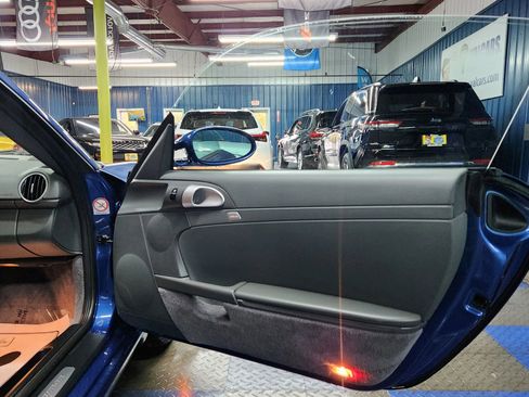 Used 2007 Porsche Cayman image 11