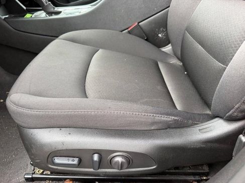 Used 2024 Chevrolet Malibu LT FWD image 17