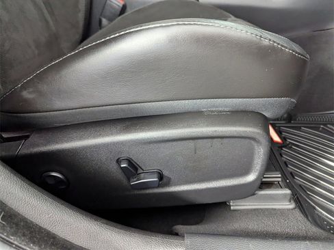 Used 2021 Dodge Charger R/T w/ Plus Group image 37