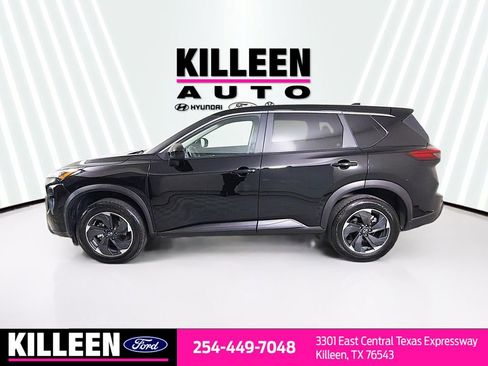 Used 2024 Nissan Rogue SV AWD/4WD image 4