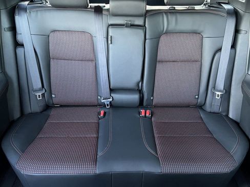 New 2025 Nissan Kicks SR w/ Illumination Package image 14