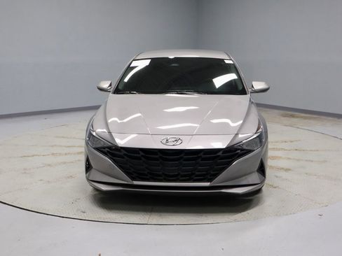 Used 2023 Hyundai Elantra SEL FWD image 6