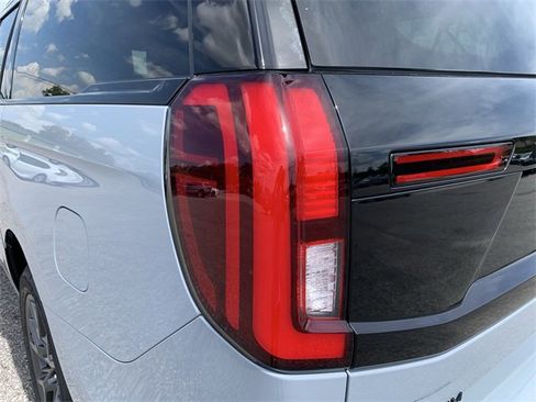 New 2025 Ford Expedition Max Platinum w/ Stealth Performance Package image 10