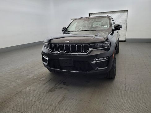Used 2023 Jeep Grand Cherokee 4WD 4xe image 15