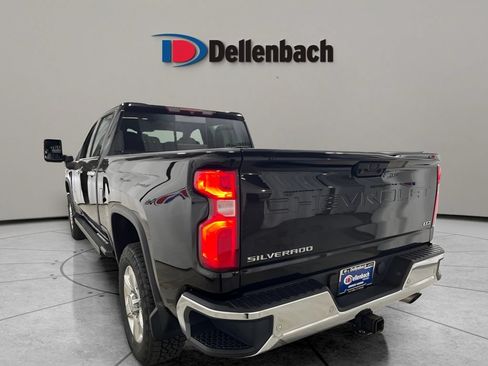 Used 2022 Chevrolet Silverado 2500 LTZ w/ LTZ Plus Package AWD/4WD image 2