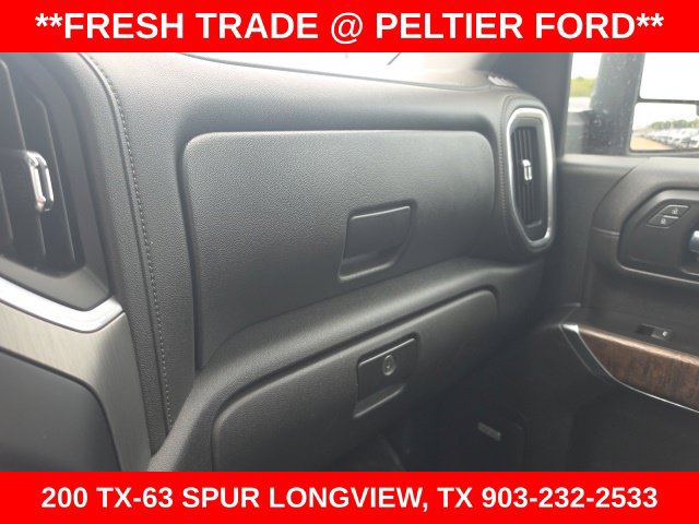 Used 2022 GMC Sierra 3500 Denali AWD/4WD image 26