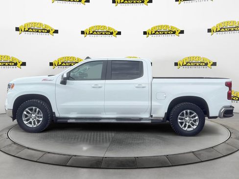 Used 2025 Chevrolet Silverado 1500 LT AWD/4WD image 2