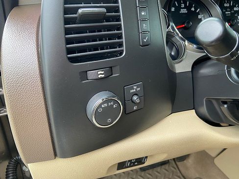 Used 2012 Chevrolet Silverado 1500 LT image 11