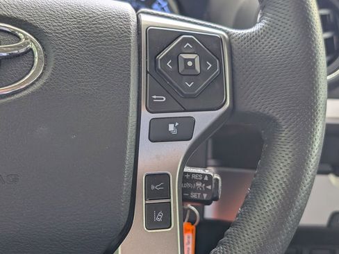 Used 2022 Toyota Tacoma SR5 w/ Technology Package RWD image 19