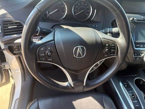 Used 2020 Acura MDX FWD image 18