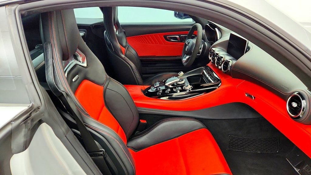 Used 2016 Mercedes-Benz AMG GT S image 27