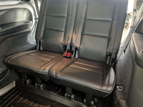 Certified 2023 Dodge Durango R/T image 10