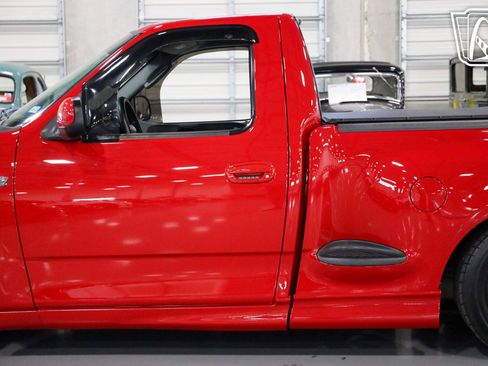 Used 2003 Ford F150 Lightning image 37