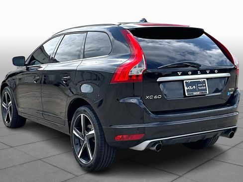 Used 2016 Volvo XC60 T6 R-Design image 10