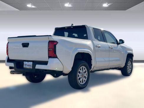 Used 2024 Toyota Tacoma SR5 image 8