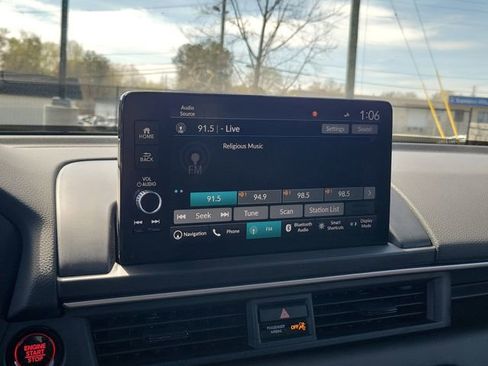 Certified 2025 Honda Pilot Black Edition image 21