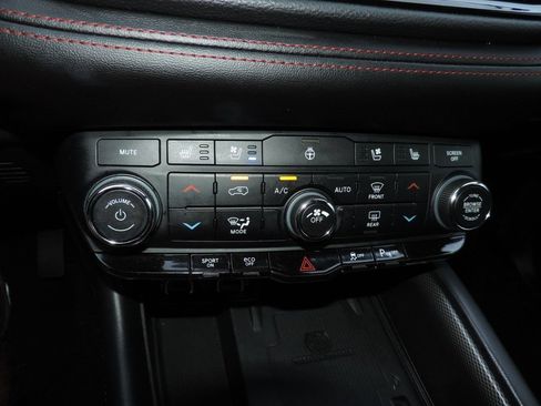 Used 2023 Dodge Durango R/T RWD image 22