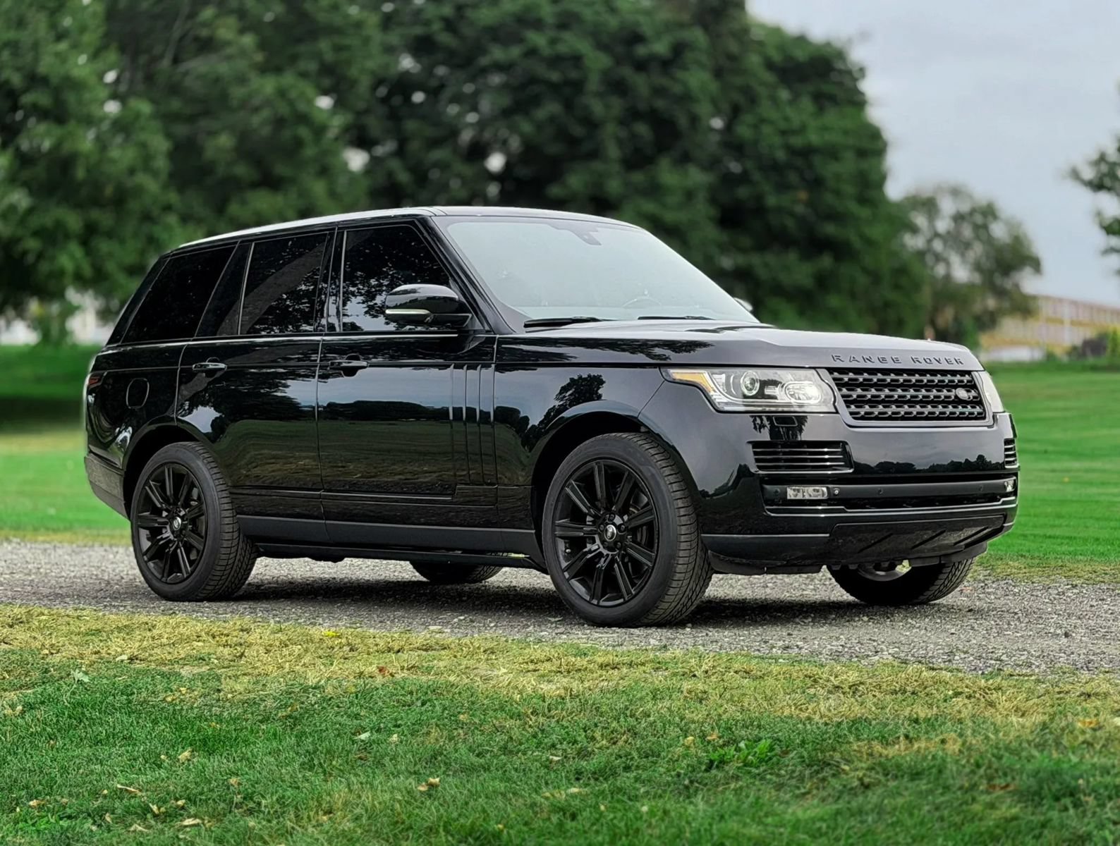 Used 2015 Land Rover Range Rover HSE AWD/4WD image 28