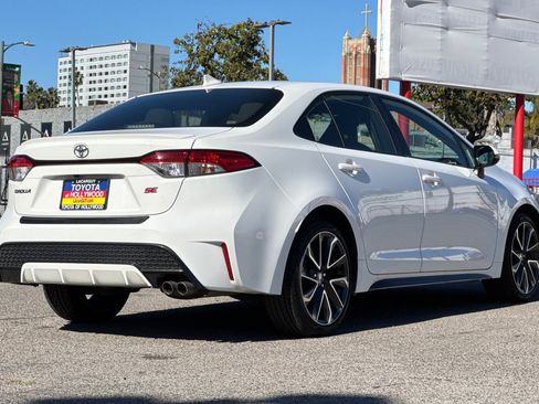 Used 2022 Toyota Corolla SE image 4