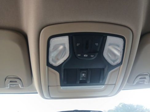 Used 2020 RAM 3500 Tradesman image 44