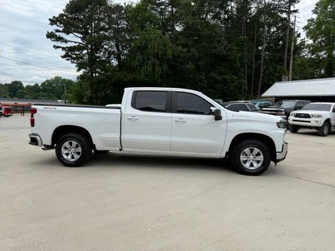 Used 2020 Chevrolet Silverado 1500 LT w/ Fleet Comfort Package AWD/4WD image 3
