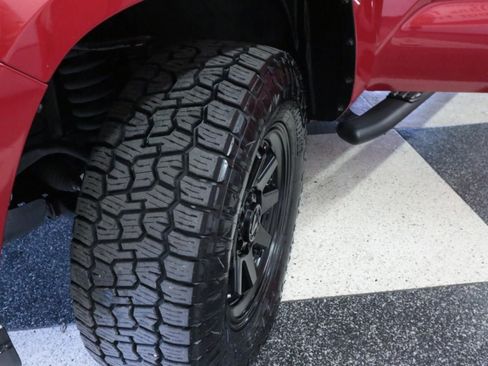Used 2023 Toyota Tacoma SR AWD/4WD image 10