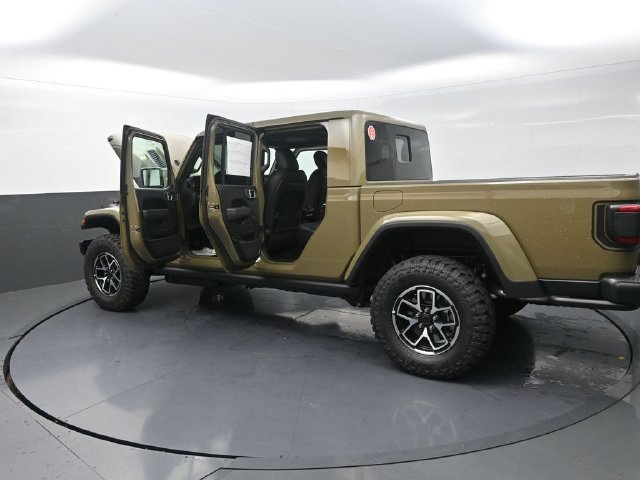 New 2026 Jeep Gladiator Rubicon AWD/4WD image 32