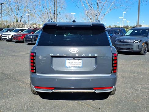 New 2026 Hyundai Palisade Calligraphy FWD image 5