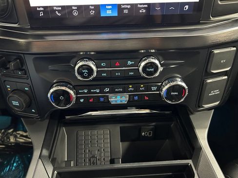 New 2026 Ford F250 Lariat w/ Black Appearance Package AWD/4WD image 24