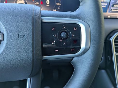 New 2026 Nissan Armada SV image 20