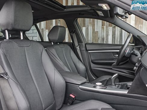 Used 2018 BMW 330i xDrive Sedan image 22