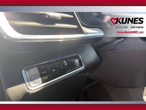 Used 2024 Buick Envision Preferred AWD/4WD image 13