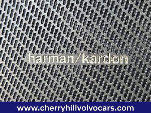 New 2026 Volvo XC40 B5 Plus w/ Protection Package Premier image 16