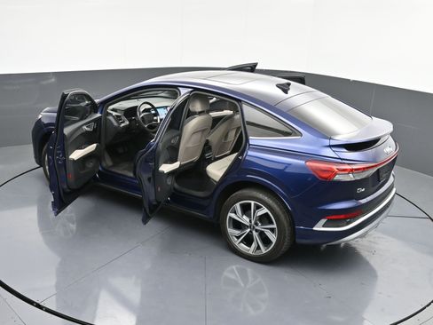 Used 2024 Audi Q4 e-tron Premium Plus w/ Premium Plus image 47