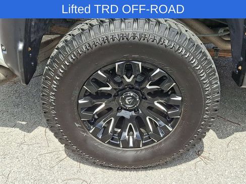 Used 2019 Toyota Tundra SR5 w/ TRD Off Road Package AWD/4WD image 10