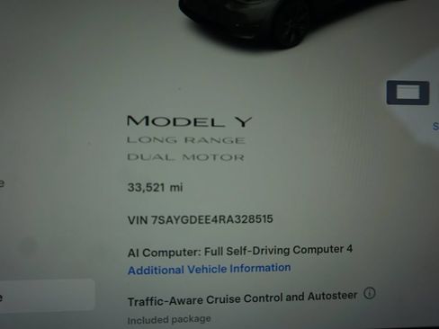Used 2024 Tesla Model Y Long Range AWD/4WD image 13