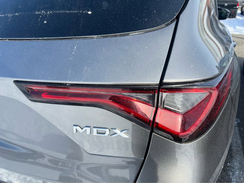 Used 2025 Acura MDX A-Spec image 11